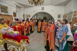 В Искитиме прошел крестный ход в честь Царственных Страстотерпцев
