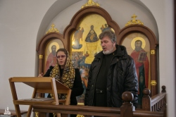 В день памяти священномучеников Николая и Иннокентия, пресвитеров Новосибирских состоялась Божественная литургия